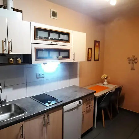 Topola1 Apartamento Cracóvia